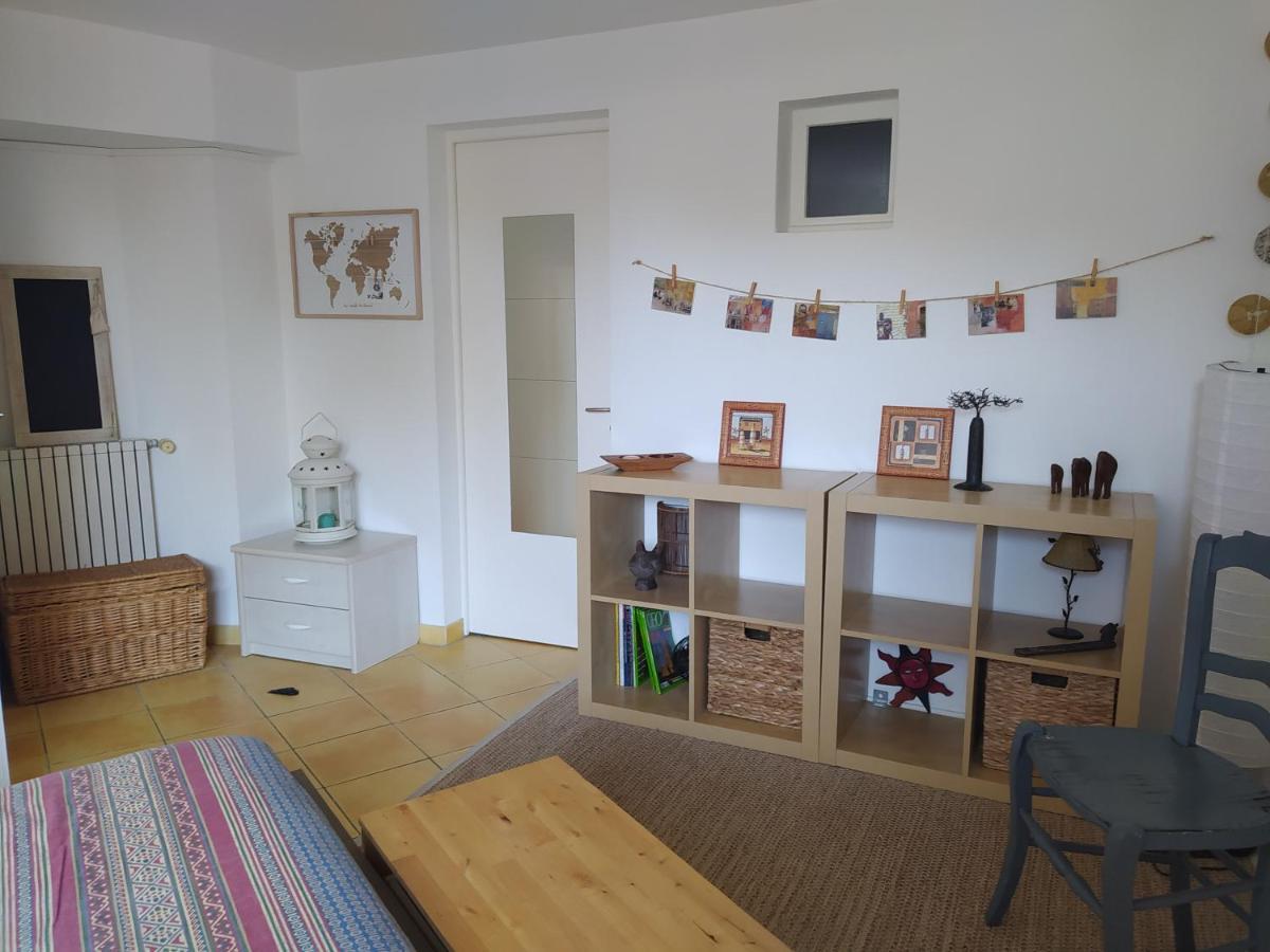 Les Mondes - Appartement Bas De Maison 昂叙埃拉雷东 外观 照片